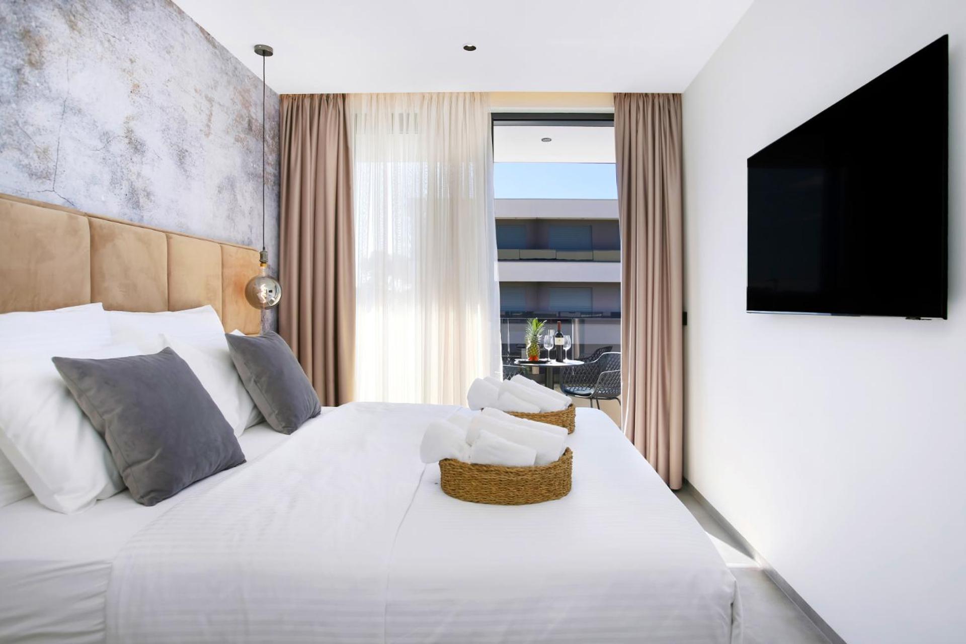 Fly Rooms Medulin - 50M From The Beach - New 2024 ภายนอก รูปภาพ