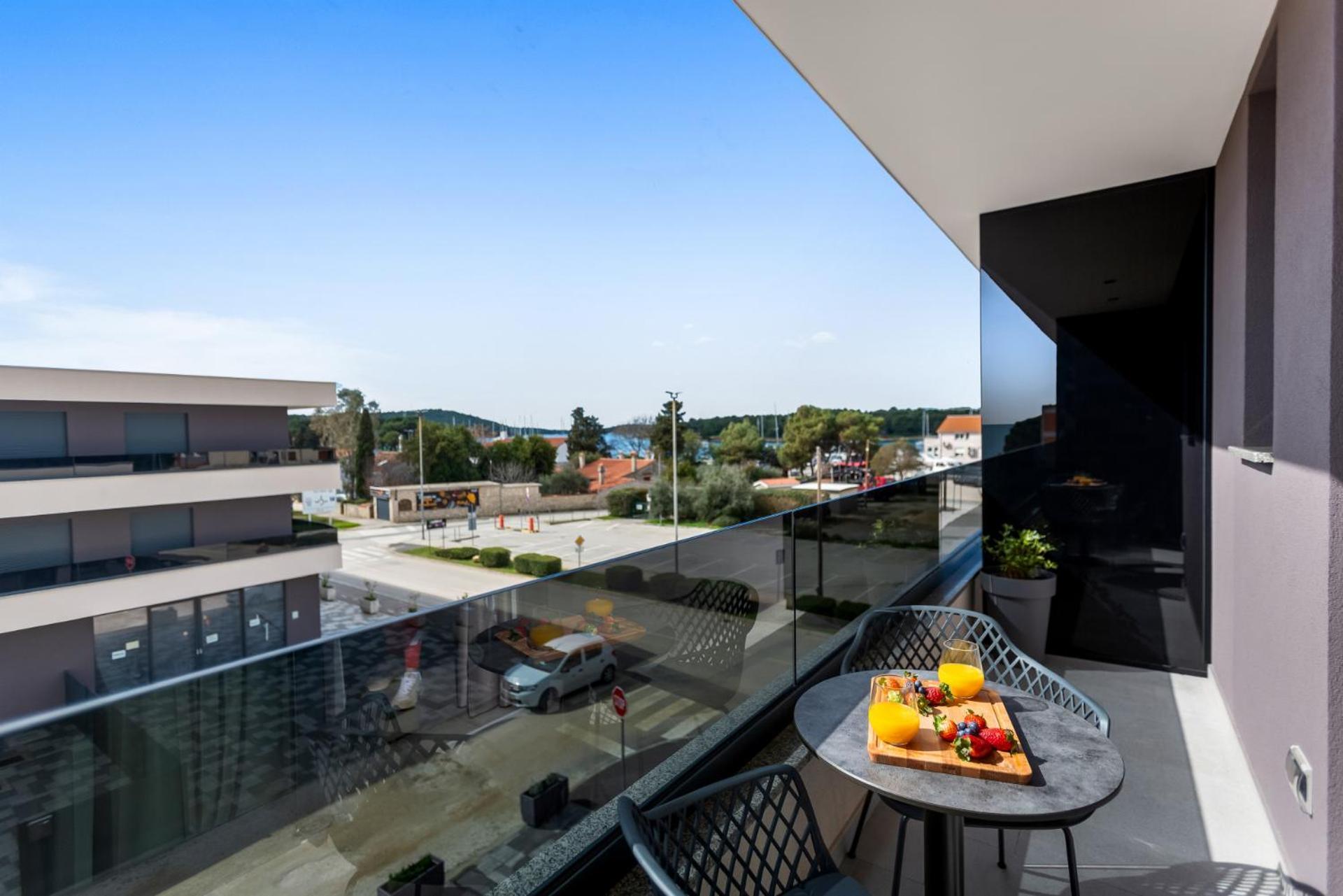 Fly Rooms Medulin - 50M From The Beach - New 2024 ห้อง รูปภาพ